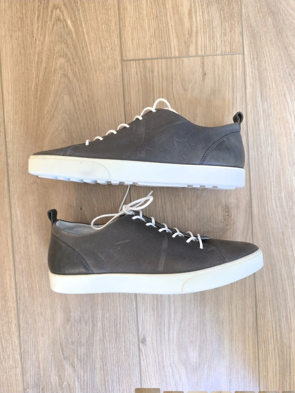 Ecco Women's Gillian Low-Top Sneakers in Gray with White Sole Size 10 EU 41